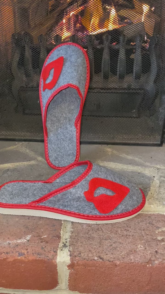 Women's Felt Slippers with Abstract Design